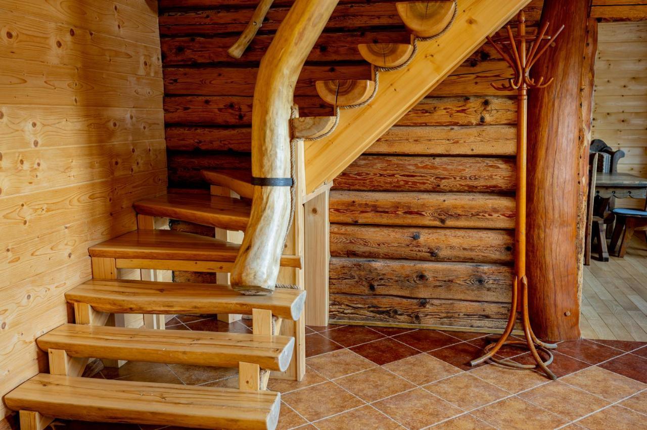 Apartmán Знакова Хата Hrebeniv Exteriér fotografie