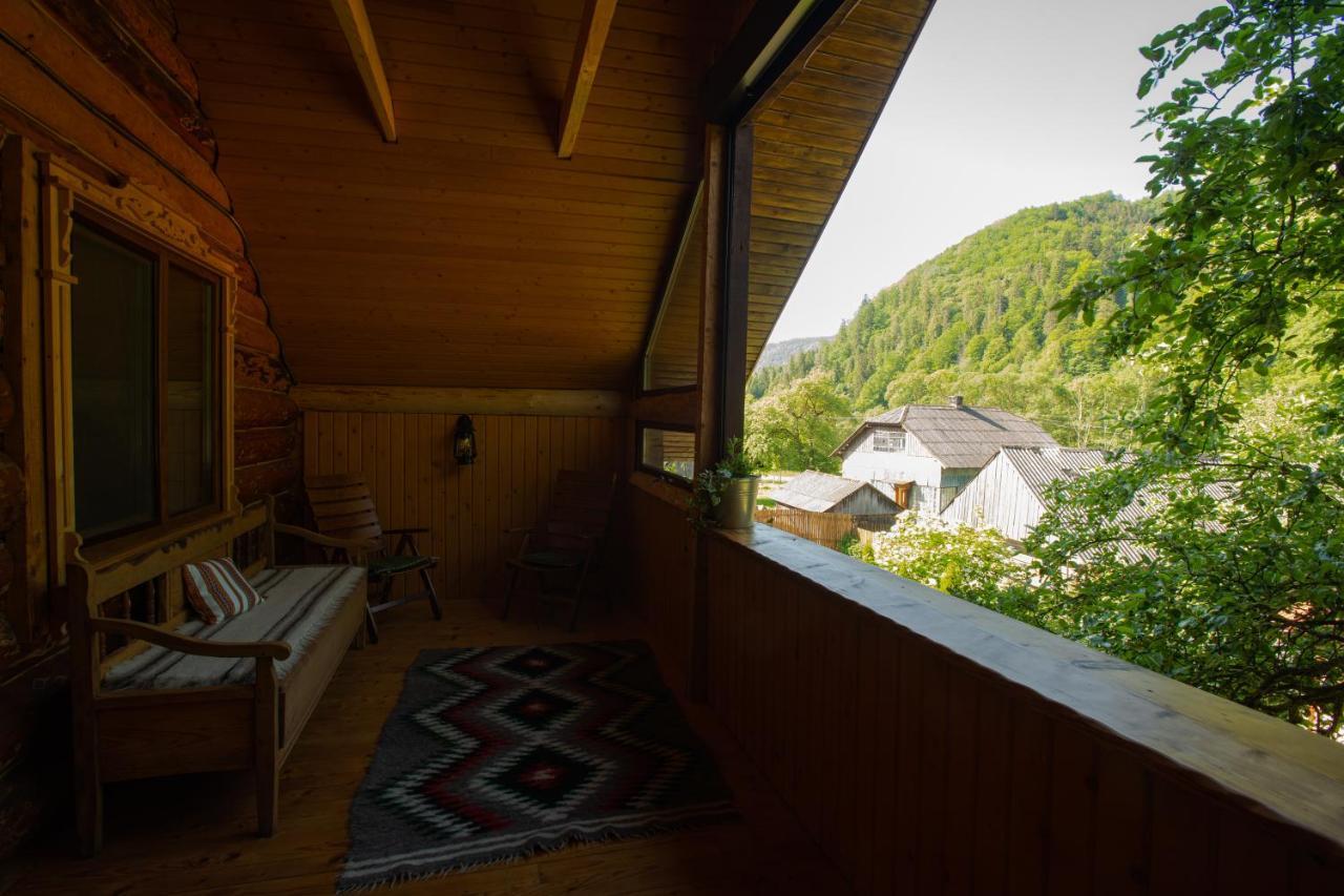 Apartmán Знакова Хата Hrebeniv Exteriér fotografie